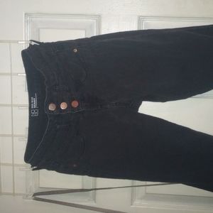 Mid rise Black Jeans size 9
